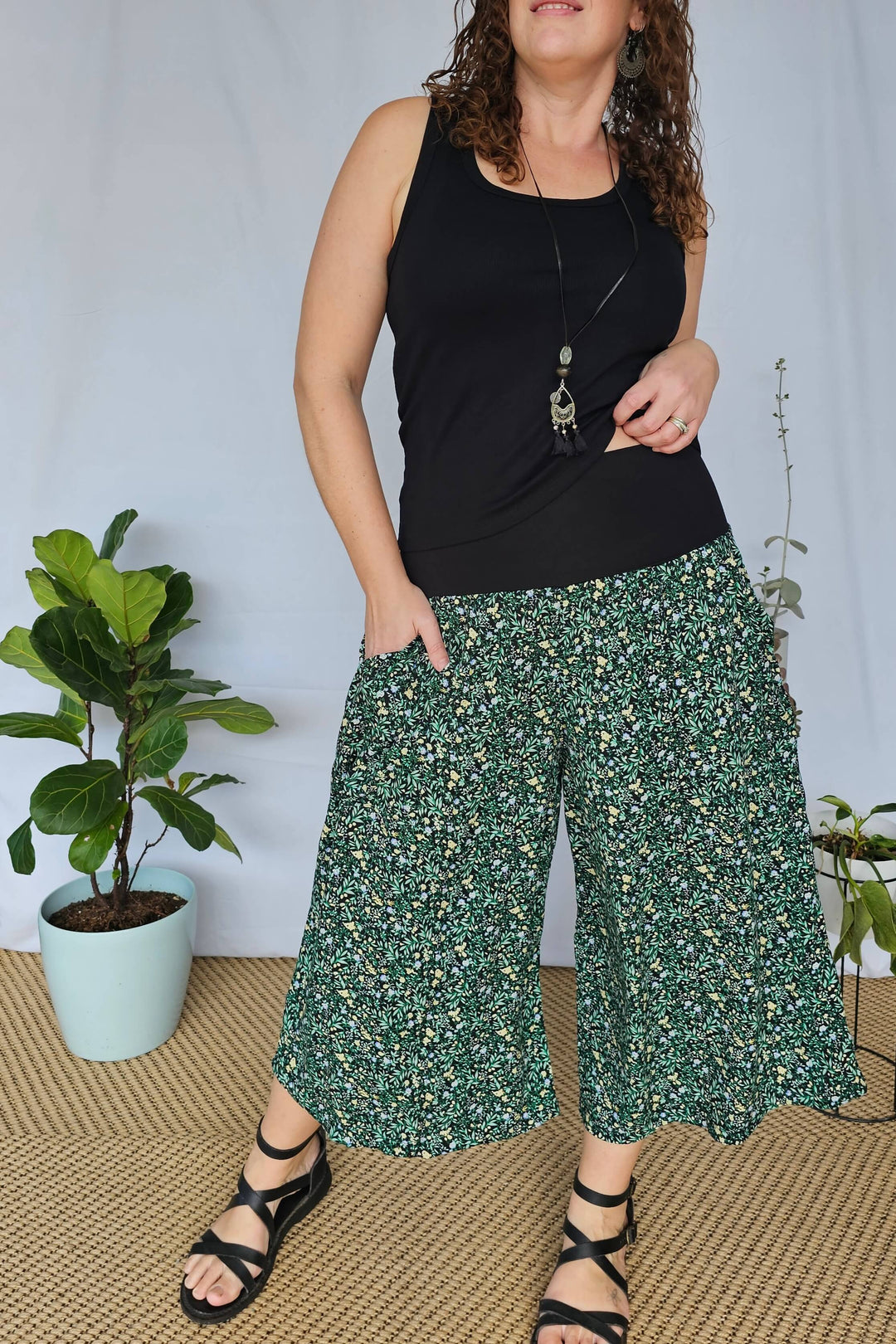 Close-up of cotton-jersey waistband on Green Bloom 7/8 Palazzo Pants