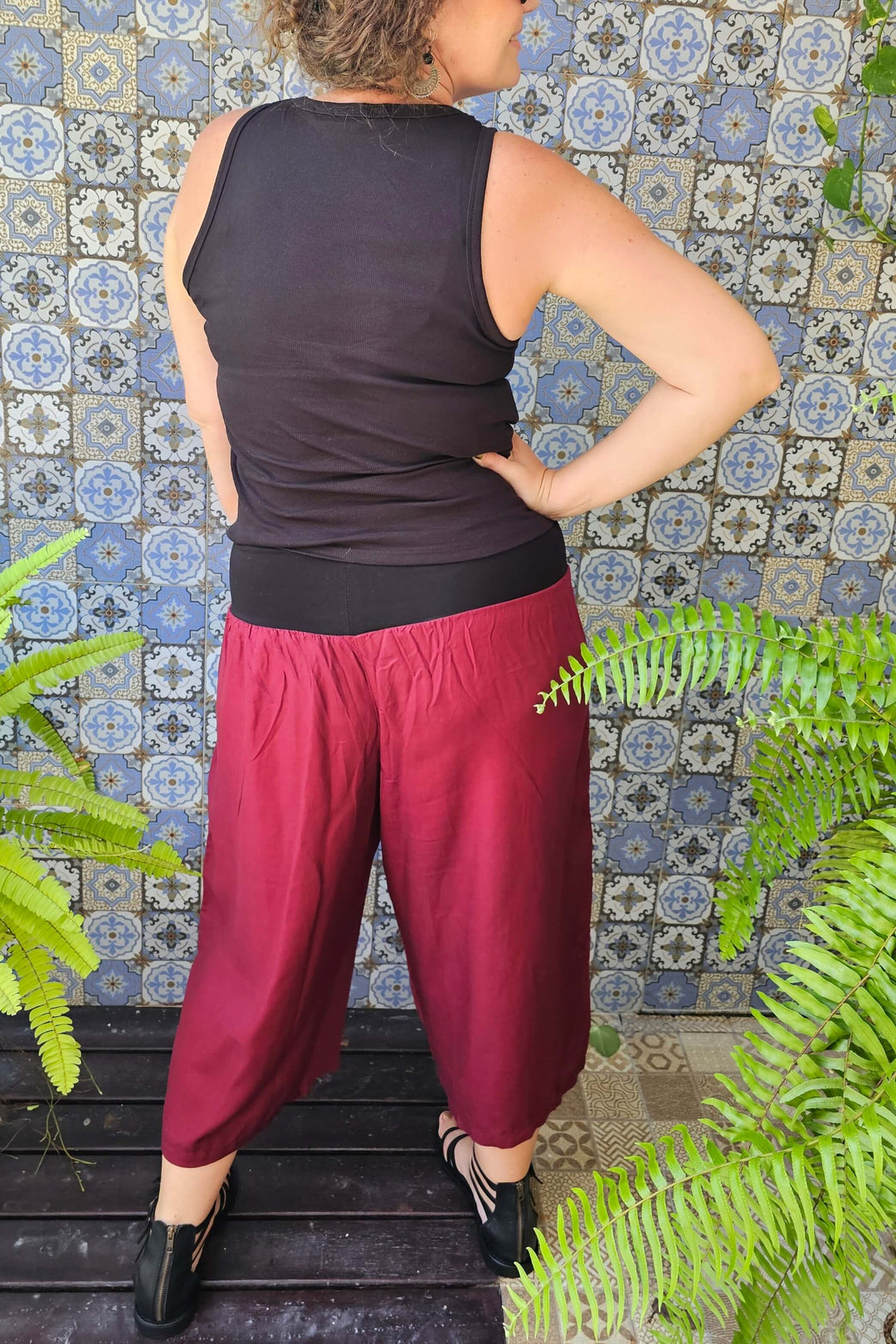 3/4 Maroon Tummy Shaper Pants