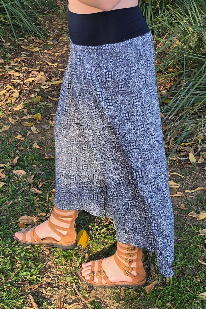 Navy Rosette 7/8 Palazzo Pants