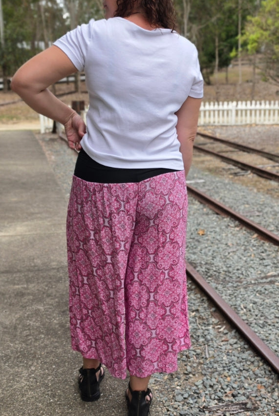 Fuchsia Lattice 7/8 Palazzo Pants