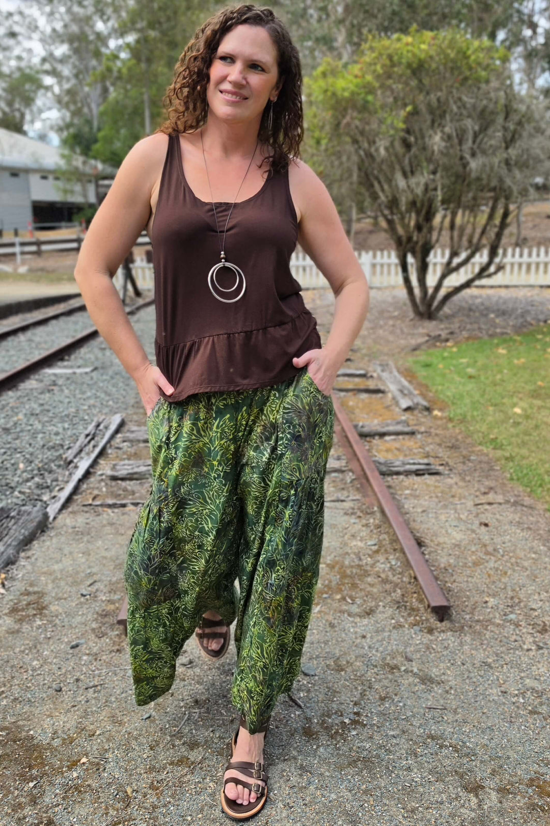 Evergreen Cotton Frill Pants