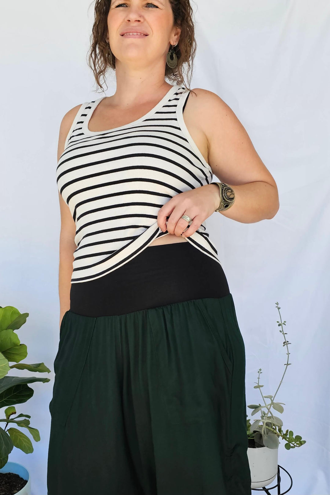 3/4 Moody Green Tummy Shaper Pants