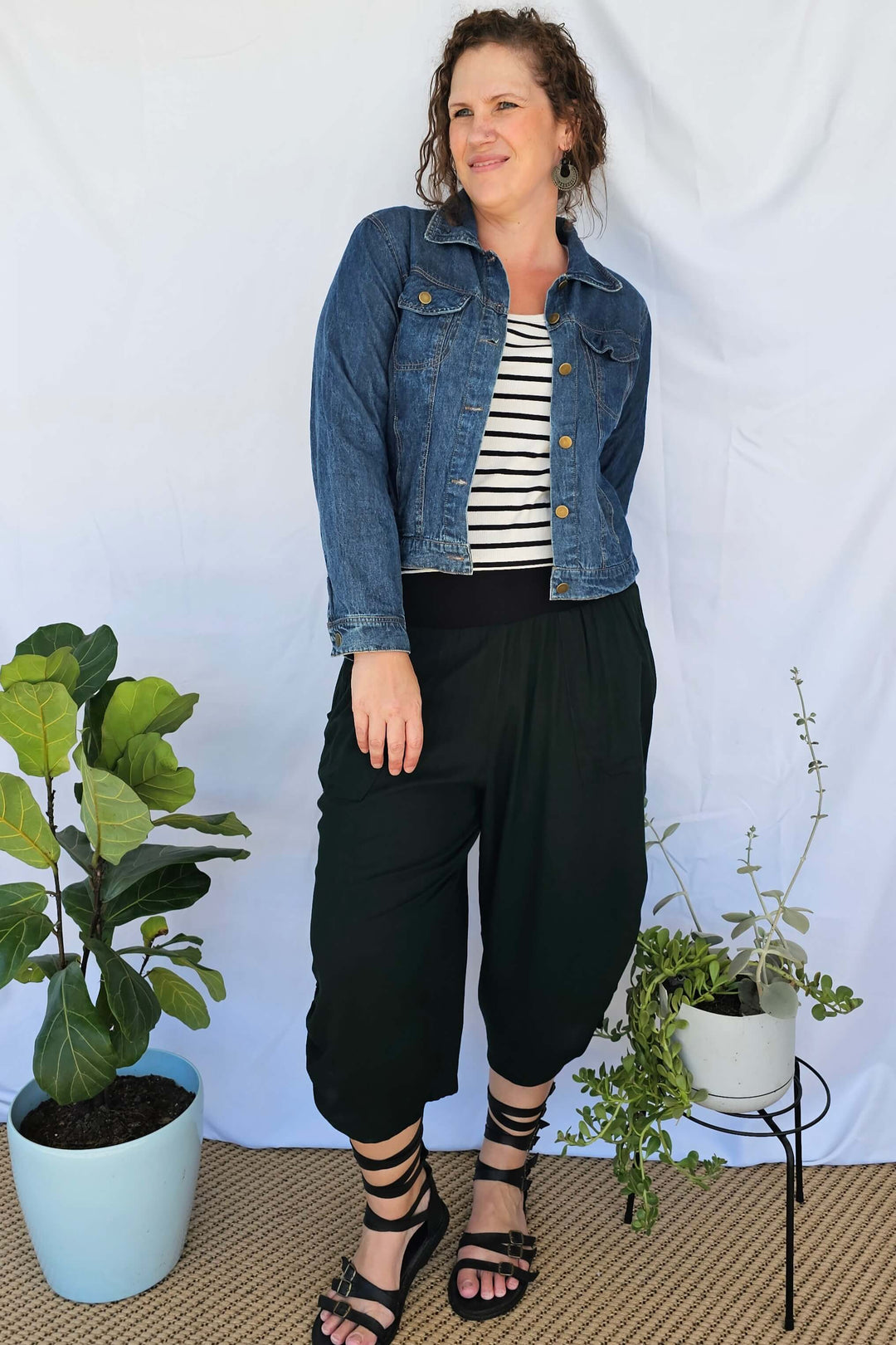 3/4 Moody Green Tummy Shaper Pants
