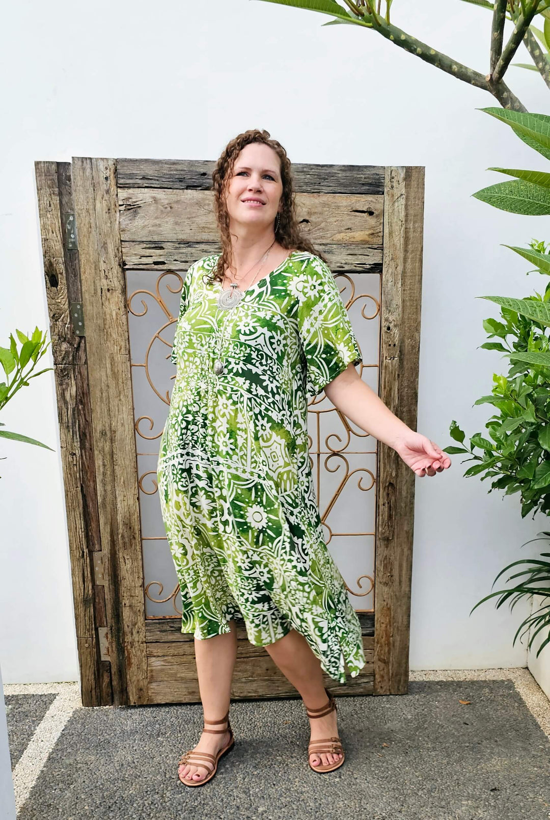 Peridot Ola Dress with Flutter Sleeve