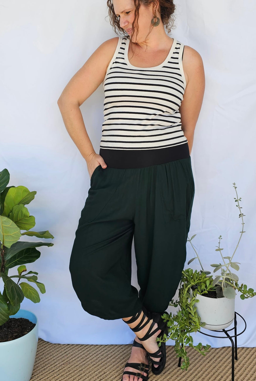 3/4 Moody Green Tummy Shaper Pants