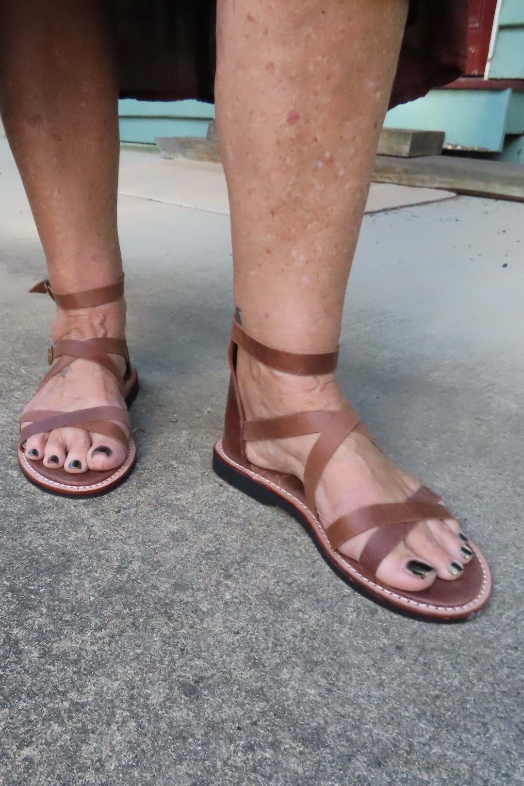 Leather sandal size 43